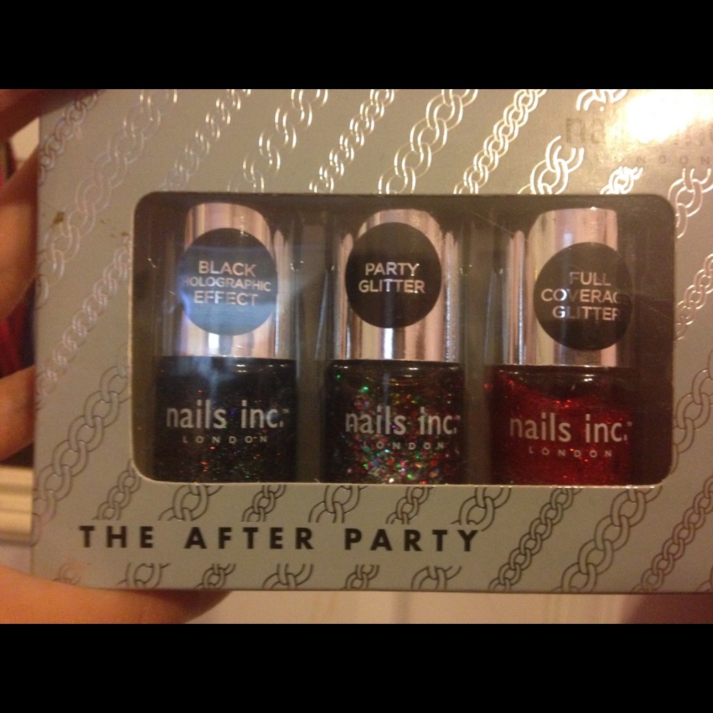 Brand new Nails inc nail kit!